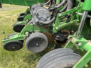 Main image John Deere 1770 10