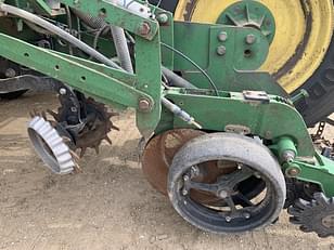 Main image John Deere 1770 31