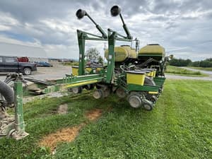 2007 John Deere 1770 Image