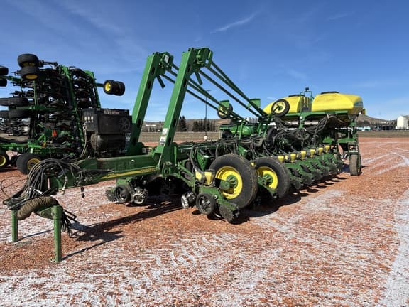 Image of John Deere 1770 Primary image