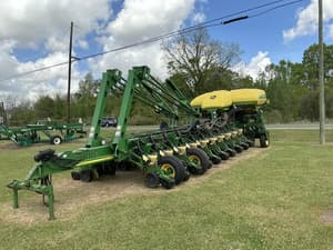2007 John Deere 1770 Image