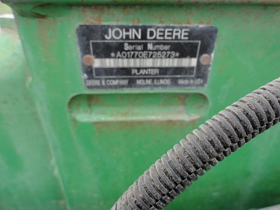 Image of John Deere 1770 equipment image 3