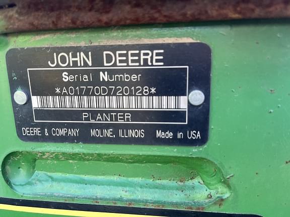 Image of John Deere 1770 equipment image 3