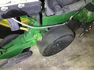 Main image John Deere 1770 33