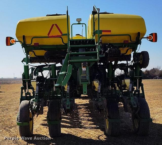 Image of John Deere 1770 equipment image 4