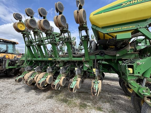 Image of John Deere 1790 Primary image