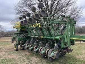 2007 John Deere 1790 Image