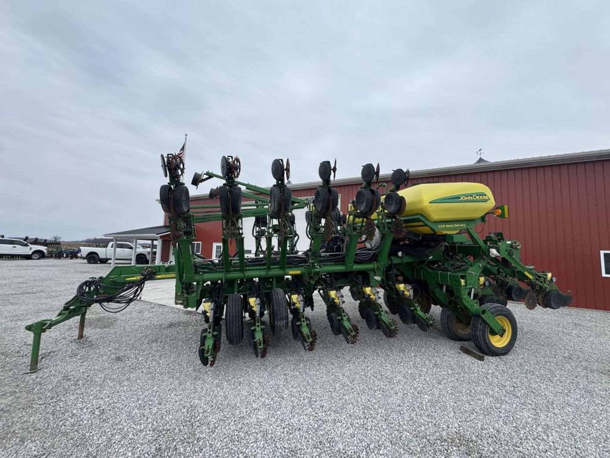 2007 John Deere 1790 Equipment Image0