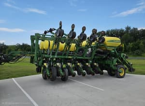 2007 John Deere 1790 Image