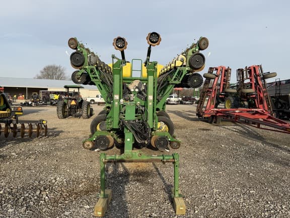 Image of John Deere 1790 equipment image 4