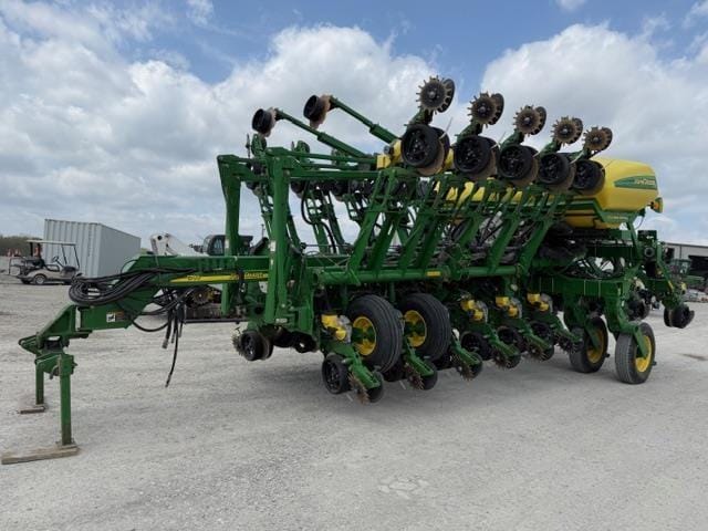 2007 John Deere 1790 Equipment Image0