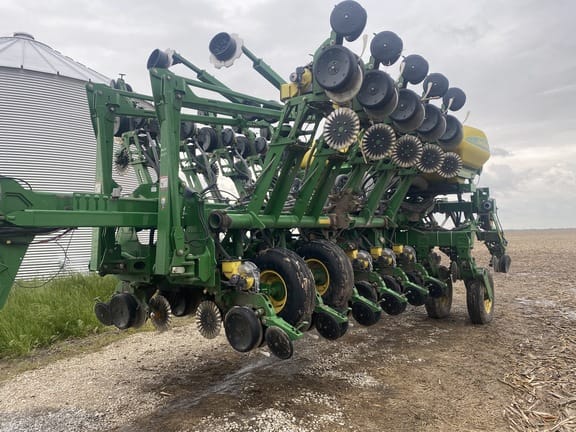 Main image John Deere 1790