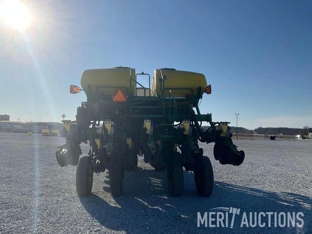 Image of John Deere 1790 equipment image 3