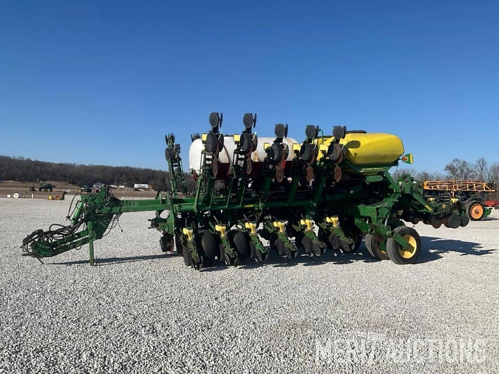 2007 John Deere 1790 Equipment Image0