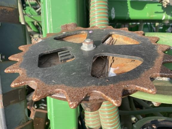 Image of John Deere 1890 equipment image 4
