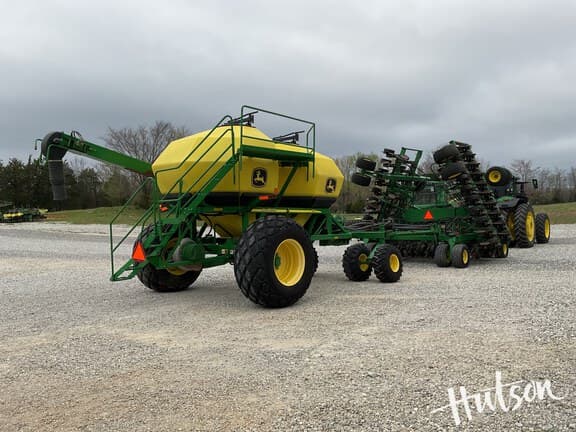 Image of John Deere 1890 equipment image 3