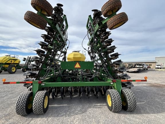 Image of John Deere 1890 equipment image 3