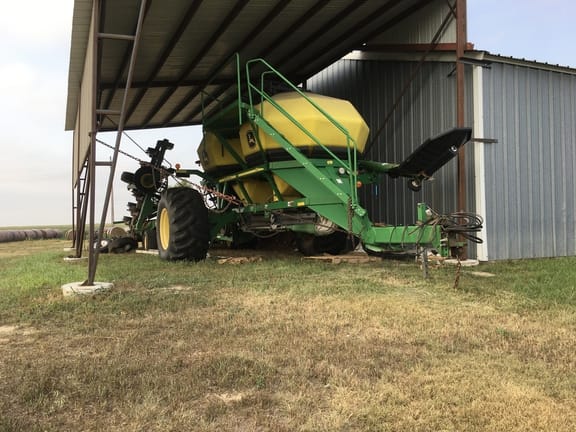 2007 John Deere 1890 Equipment Image0