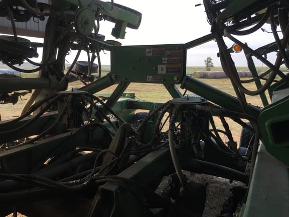 Image of John Deere 1890 equipment image 3