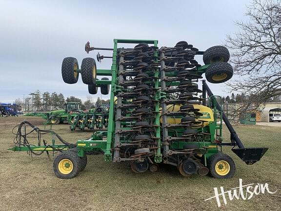 Image of John Deere 1990 equipment image 3