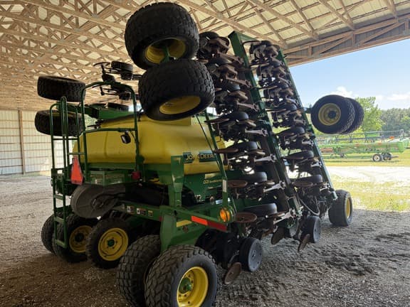 Image of John Deere 1990 equipment image 3