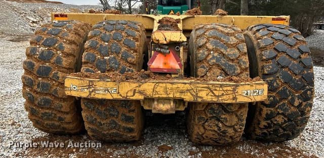 Image of John Deere 2112E equipment image 4