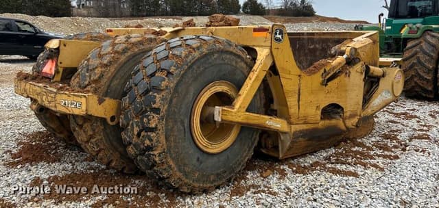 Image of John Deere 2112E equipment image 3