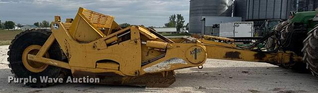 Image of John Deere 2112E equipment image 3