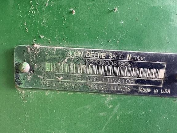 Image of John Deere 2210 equipment image 1
