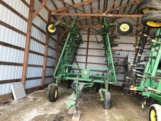 Image of John Deere 2210 equipment image 1