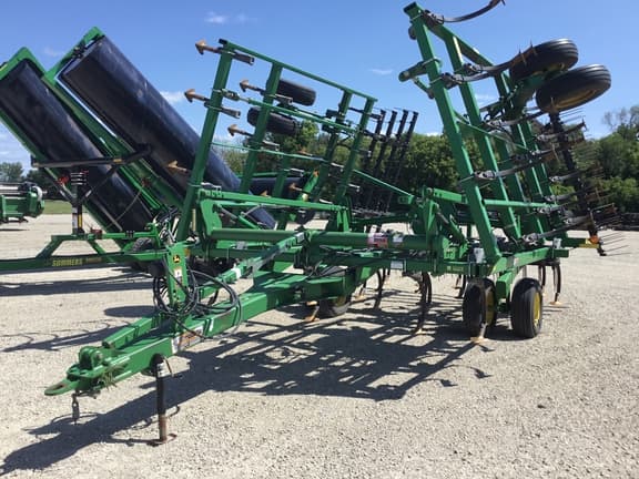 Image of John Deere 2210 Primary image