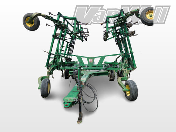 Image of John Deere 2210 Primary image