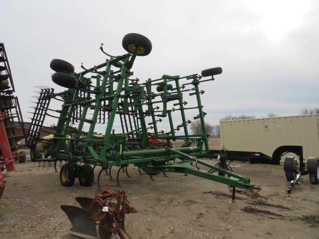 2007 John Deere 2210 Equipment Image0