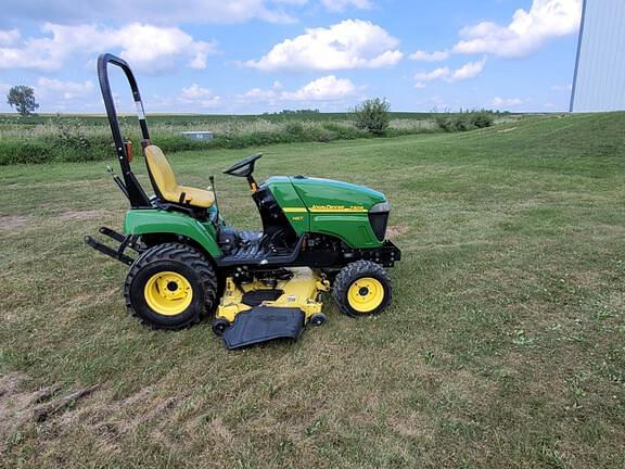 Image of John Deere 2305 equipment image 3