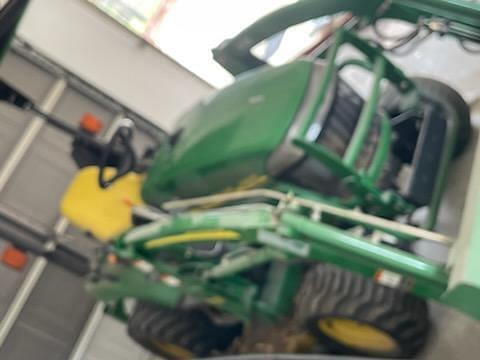Image of John Deere 2305 equipment image 2