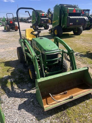 Image of John Deere 2305 equipment image 2