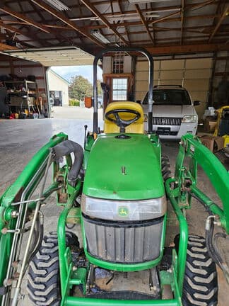 Image of John Deere 2305 equipment image 4