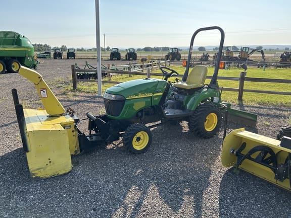 2007 John Deere 2305 Equipment Image0