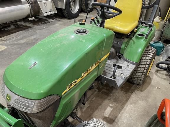 Image of John Deere 2305 Primary image