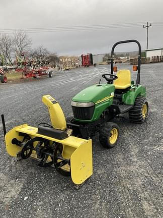 Image of John Deere 2305 Primary image