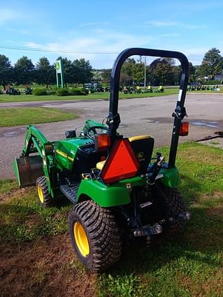 Image of John Deere 2305 equipment image 1