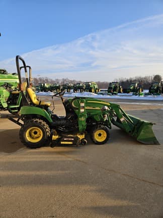 Image of John Deere 2305 equipment image 3