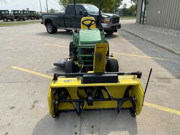 Image of John Deere 2305 equipment image 2