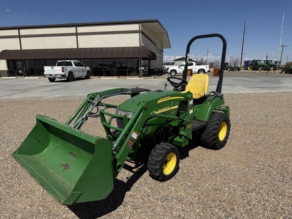 2007 John Deere 2305 Equipment Image0