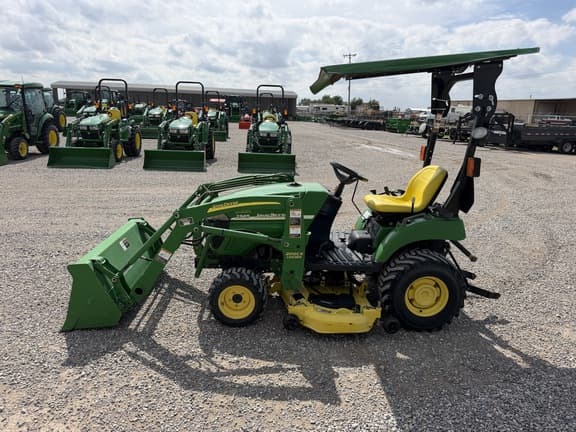 Image of John Deere 2305 equipment image 3
