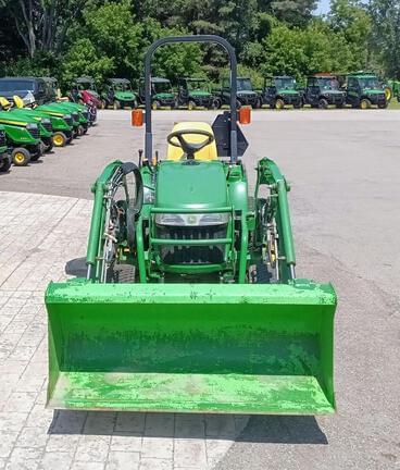 Image of John Deere 2305 equipment image 3