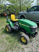 2007 John Deere 2305 Image