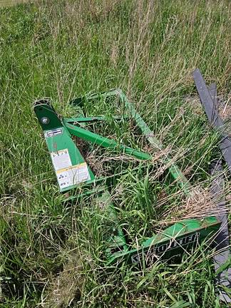 Image of John Deere 2305 equipment image 3