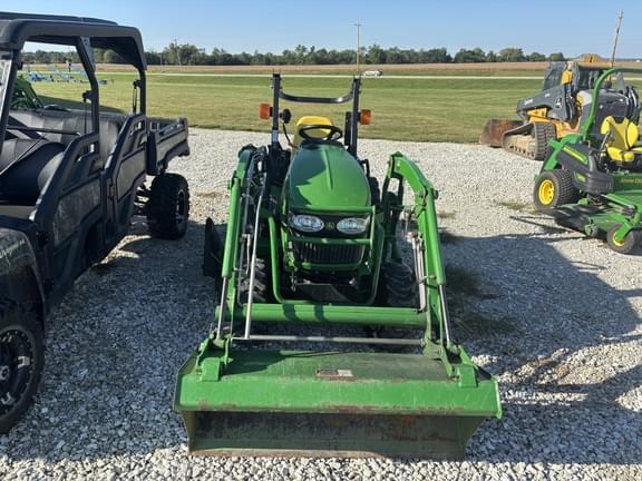 Image of John Deere 2320 equipment image 2