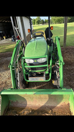 Image of John Deere 2320 equipment image 2